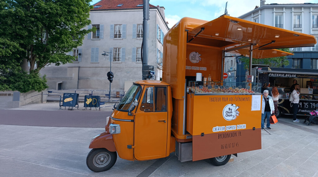 Carrousel-3 -chonchon