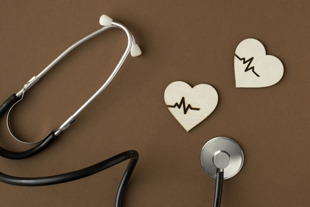 heart-shape-stethoscope-arrangement
