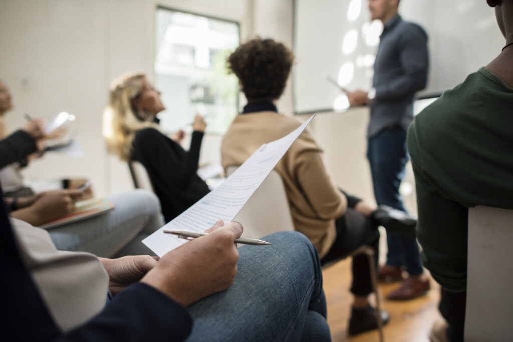 business-people-meeting